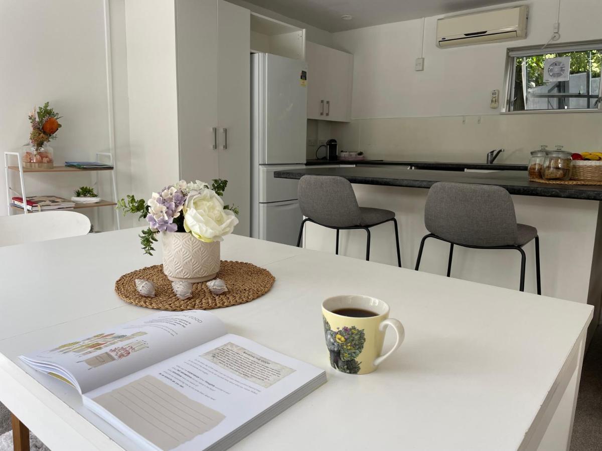 Family Friendly 3Br Flat - 3Min Walk To The Beach - Self Contained Auckland Kültér fotó