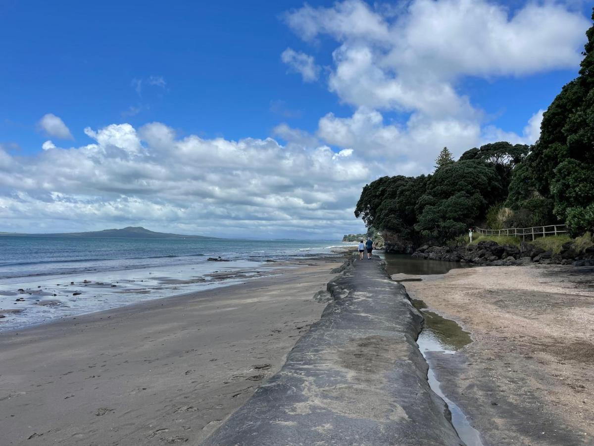 Family Friendly 3Br Flat - 3Min Walk To The Beach - Self Contained Auckland Kültér fotó